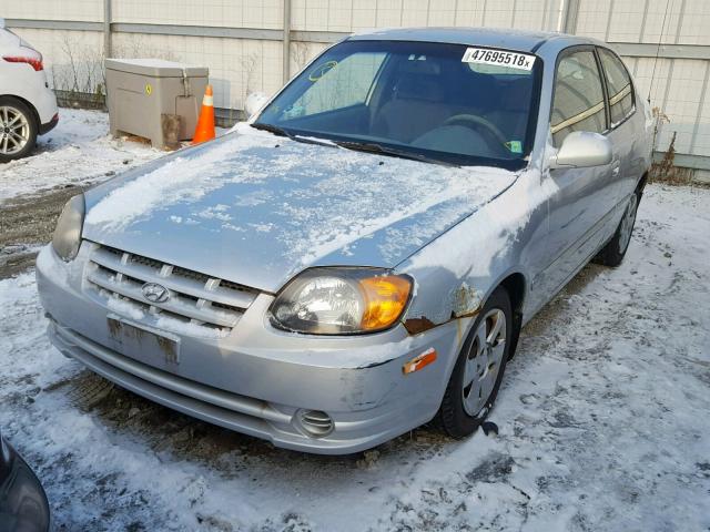 KMHCG35C94U294909 - 2004 HYUNDAI ACCENT GL SILVER photo 2