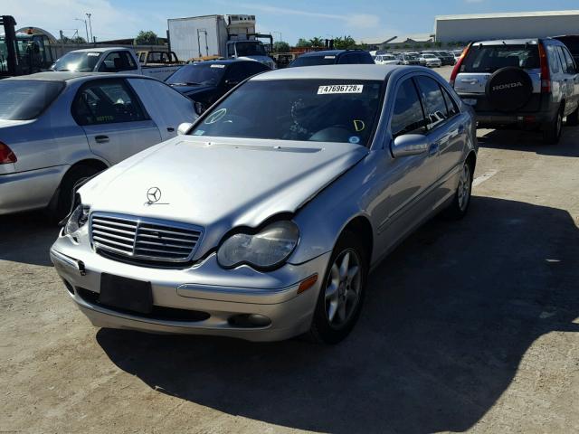 WDBRF61J12F283670 - 2002 MERCEDES-BENZ C 240 SILVER photo 2