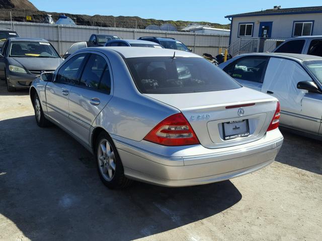 WDBRF61J12F283670 - 2002 MERCEDES-BENZ C 240 SILVER photo 3