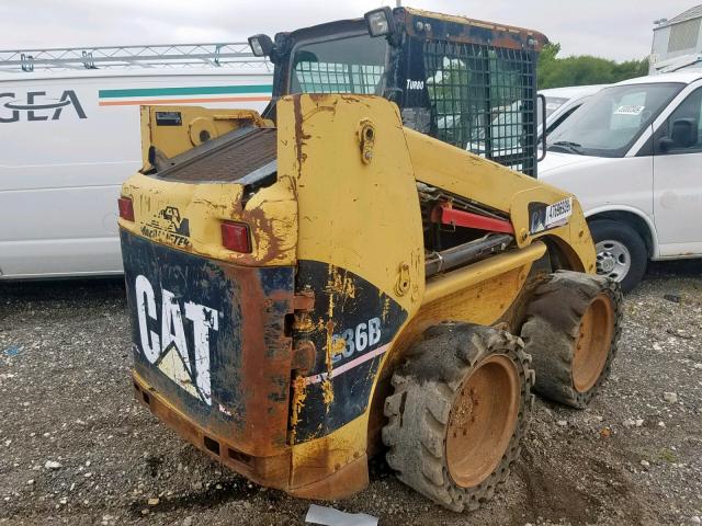 CAT0236BCHEN03252 - 2004 CATERPILLAR 236B YELLOW photo 4