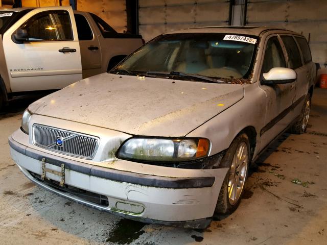 YV1SW58D221194419 - 2002 VOLVO V70 2.4T SILVER photo 2