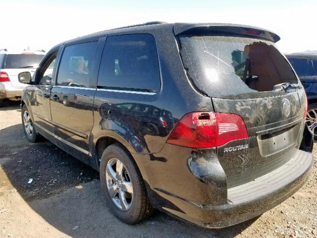 2V4RW3DG7BR670609 - 2011 VOLKSWAGEN ROUTAN SE BLACK photo 3