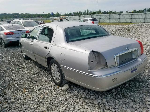 1LNHM82V17Y616294 - 2007 LINCOLN TOWN CAR S SILVER photo 3