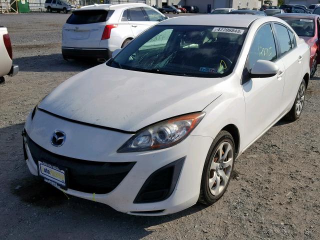 JM1BL1UG1B1402586 - 2011 MAZDA 3 I WHITE photo 2