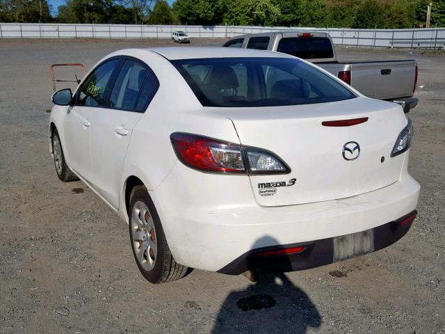 JM1BL1UG1B1402586 - 2011 MAZDA 3 I WHITE photo 3