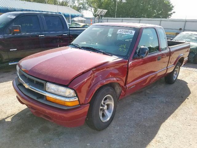 1GCCS194XWK212212 - 1998 CHEVROLET S TRUCK S1 RED photo 2