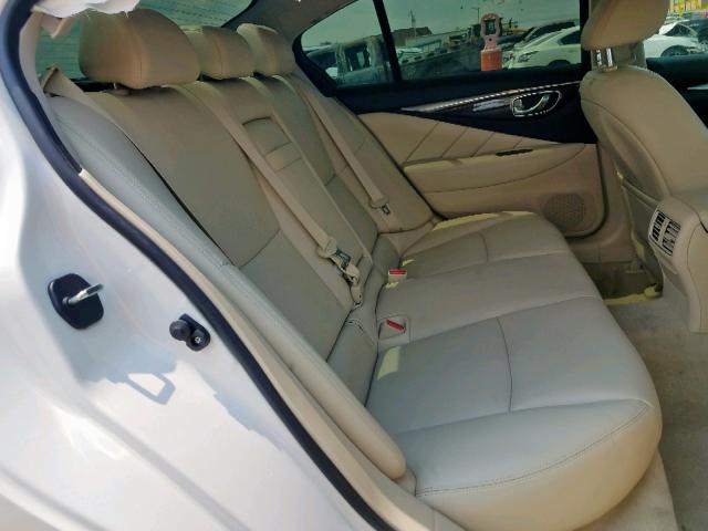 JN1EV7AP0JM355792 - 2018 INFINITI Q50 LUXE WHITE photo 6