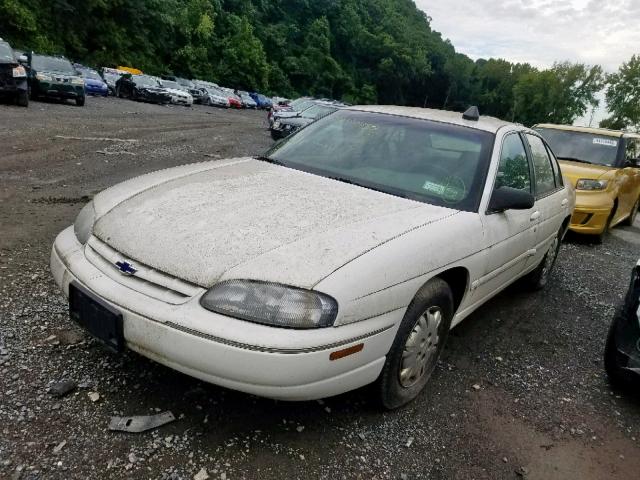 2G1WL52J611220116 - 2001 CHEVROLET LUMINA WHITE photo 2