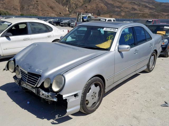 WDBJF74J91B238058 - 2001 MERCEDES-BENZ E 55 AMG SILVER photo 2