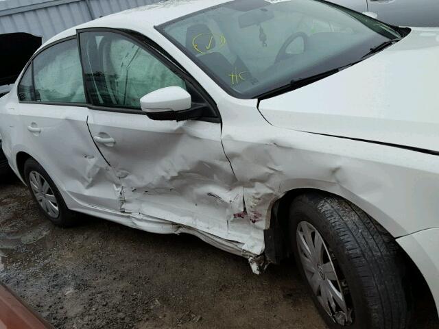 3VW2K7AJ5FM296350 - 2015 VOLKSWAGEN JETTA BASE 白色 照片 9