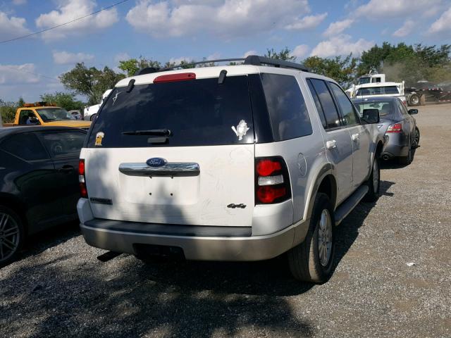 1FMEU7EE5AUA43472 - 2010 FORD EXPLORER E WHITE photo 4