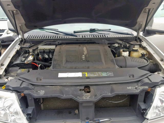 5LMFU28596LJ09440 - 2006 LINCOLN NAVIGATOR SILVER photo 7