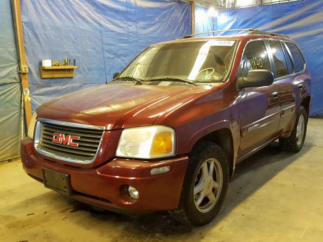 1GKDT13S642108858 - 2004 GMC ENVOY RED photo 2