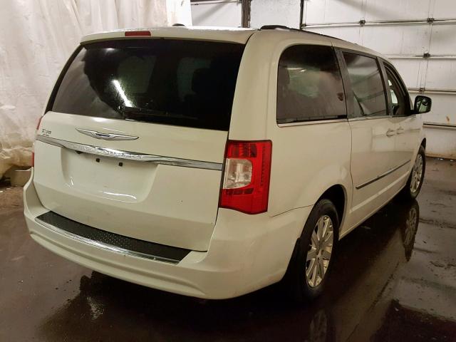 2C4RC1BG0DR736964 - 2013 CHRYSLER TOWN & COU WHITE photo 4