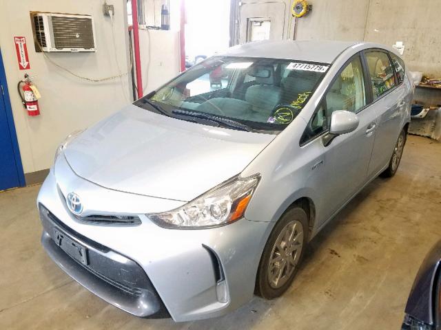 JTDZN3EUXFJ027957 - 2015 TOYOTA PRIUS V SILVER photo 2