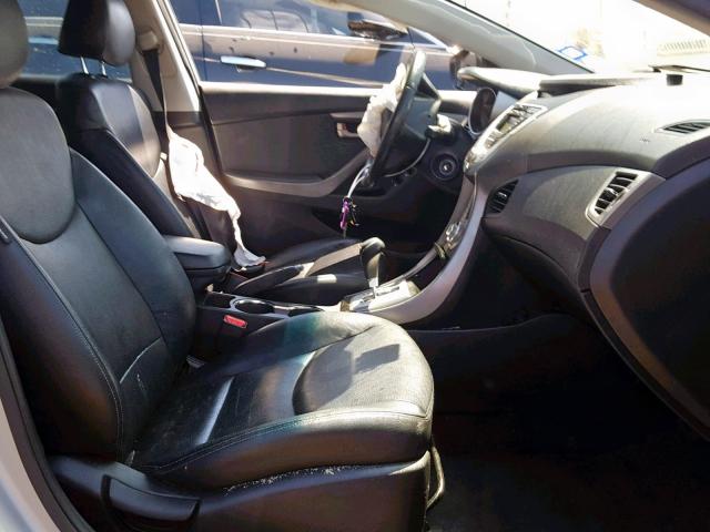 KMHDH4AEXCU408980 - 2012 HYUNDAI ELANTRA GL GRAY photo 5