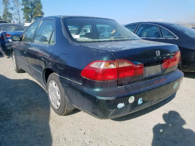 1HGCG5643WA162810 - 1998 HONDA ACCORD LX GREEN photo 3