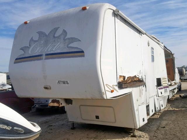 1AU223032YA008180 - 2000 WILD 5TH WHEEL WHITE photo 2