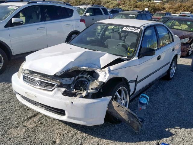 2HGEJ6626TH500762 - 1996 HONDA CIVIC DX WHITE photo 2