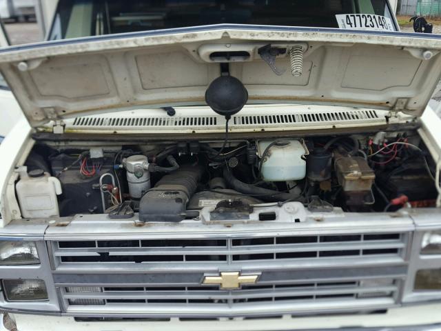 2GBJG31K9L4141243 - 1990 CHEVROLET G30 CREAM photo 7