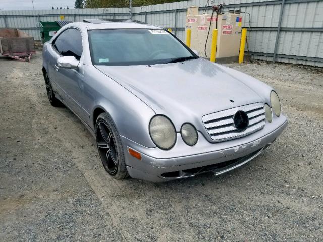 WDBLJ65G52T109945 - 2002 MERCEDES-BENZ CLK 320 SILVER photo 1