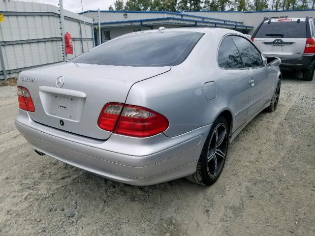 WDBLJ65G52T109945 - 2002 MERCEDES-BENZ CLK 320 SILVER photo 4