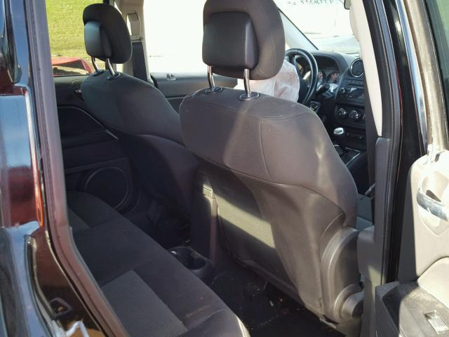 1J4NF1FB1BD135593 - 2011 JEEP COMPASS SP 黑色 照片 6