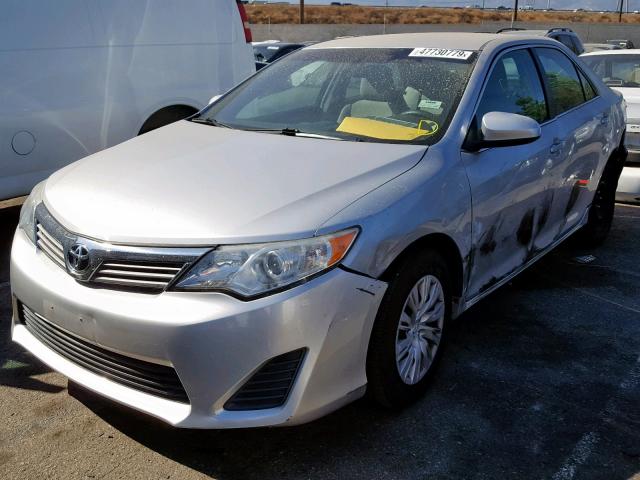 4T4BF1FK7CR262571 - 2012 TOYOTA CAMRY BASE SILVER photo 2