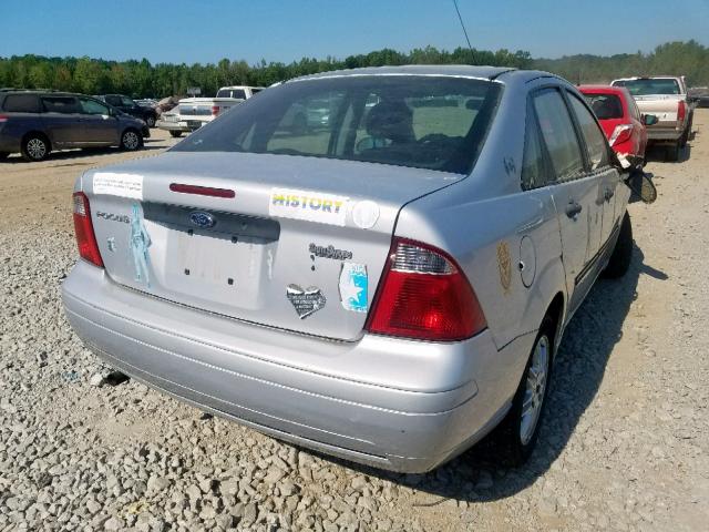 1FAFP34N17W117595 - 2007 FORD FOCUS ZX4 SILVER photo 4