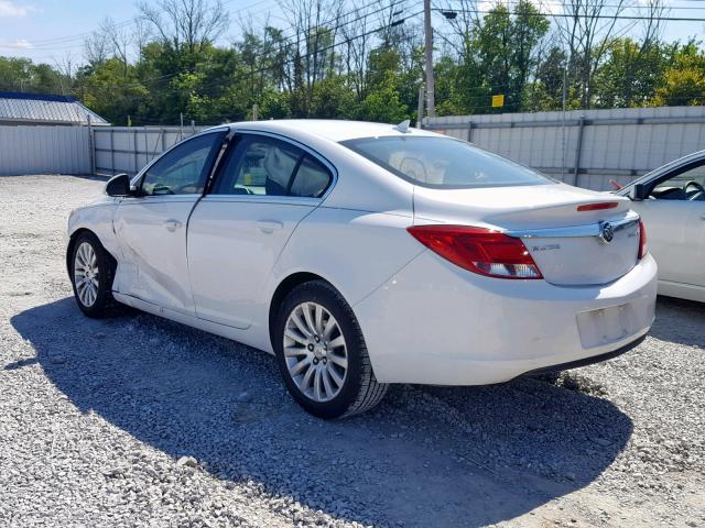 2G4GR5EK3C9154834 - 2012 BUICK REGAL WHITE photo 3