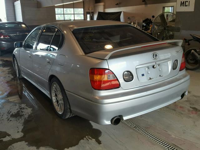 JT8BH68X3W0010390 - 1998 LEXUS GS 400 SILVER photo 3