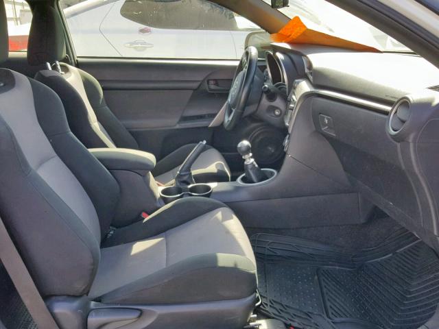 JTKJF5C76FJ008494 - 2015 TOYOTA SCION TC თეთრი ფოტო 5