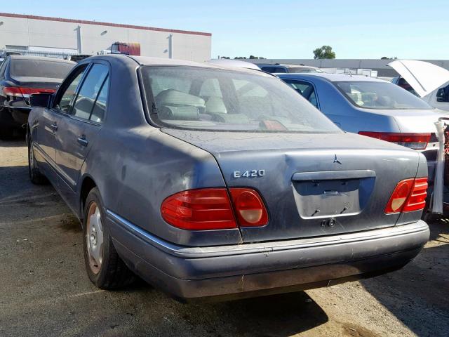 WDBJF72F9VA212215 - 1997 MERCEDES-BENZ E 420 GRAY photo 3