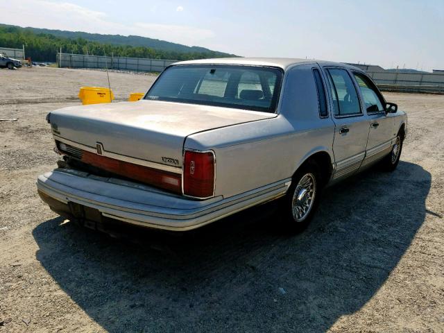 1LNLM83W0PY632357 - 1993 LINCOLN TOWN CAR C BLUE photo 4