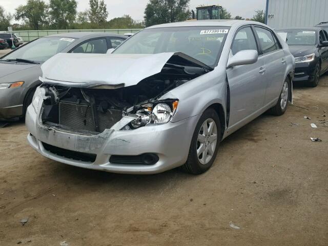 4T1BK36B98U303498 - 2008 TOYOTA AVALON XL SILVER photo 2