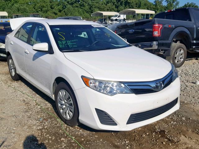 4T1BF1FK2CU573142 - 2012 TOYOTA CAMRY XLE WHITE photo 1