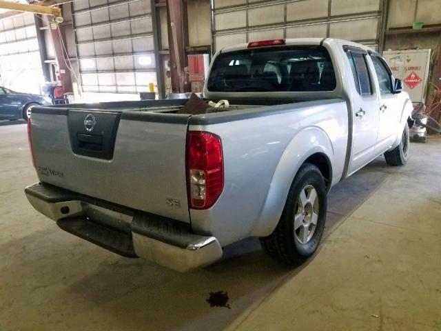 1N6AD09U18C422011 - 2008 NISSAN FRONTIER C GRAY photo 4