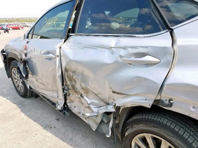 JTJYARBZ6J2099023 - 2018 LEXUS NX 300 BAS 银色 照片 9