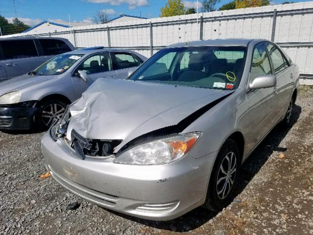 4T1BE32K23U132051 - 2003 TOYOTA CAMRY LE SILVER photo 2