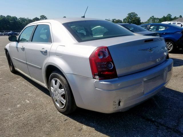 2C3KA43R28H177023 - 2008 CHRYSLER 300 LX SILVER photo 3