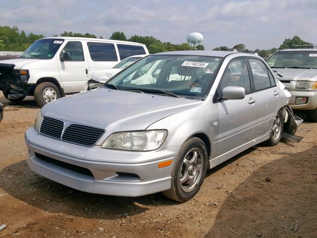 JA3AJ86EX2U072207 - 2002 MITSUBISHI LANCER OZ SILVER photo 2