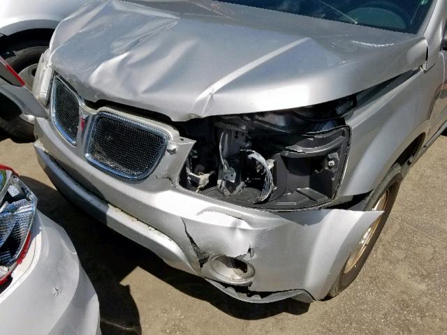 2CKDL33F786293840 - 2008 PONTIAC TORRENT SILVER photo 9