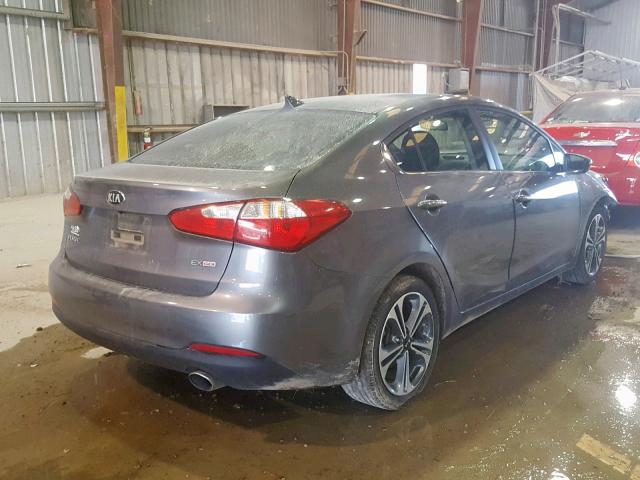 KNAFX4A82G5504982 - 2016 KIA FORTE EX GRAY photo 4