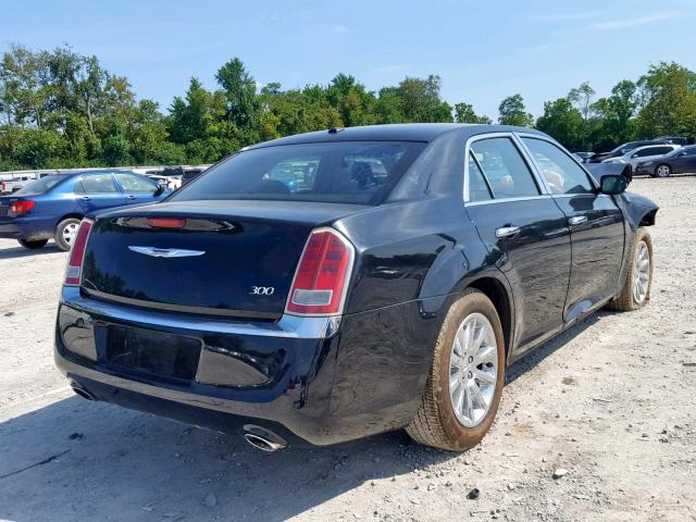 2C3CA5CG9BH594736 - 2011 CHRYSLER 300 LIMITE BLACK photo 4