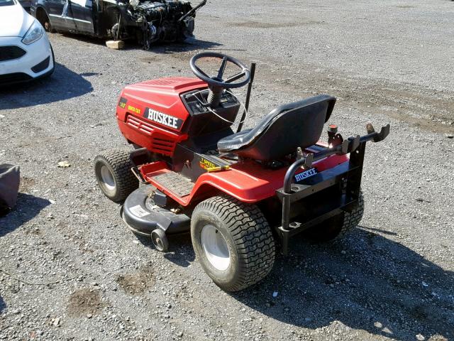 1F032B40318 - 2006 MTD LAWN MOWER RED photo 3