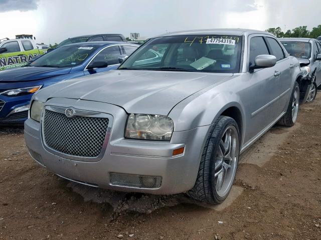 2C3KA53G66H400150 - 2006 CHRYSLER 300 TOURIN SILVER photo 2