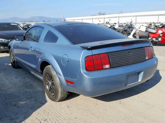 1ZVFT80N675231586 - 2007 FORD MUSTANG BLUE photo 3