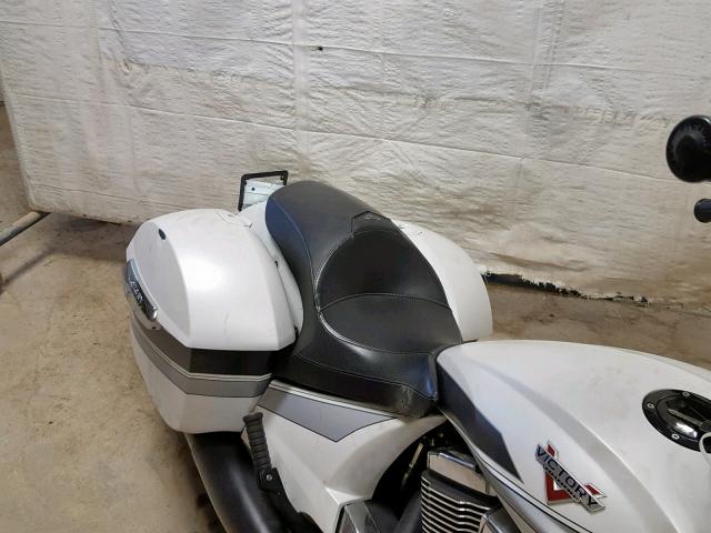 5VPYW36N1G3056321 - 2016 VICTORY MOTORCYCLES MAGNUM 双色 照片 6