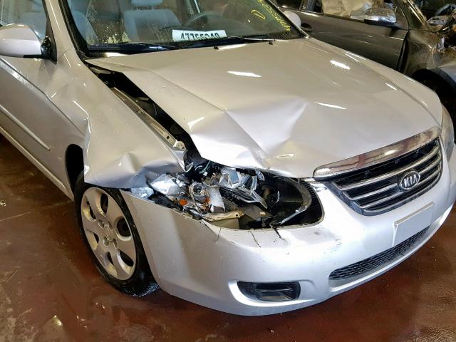 KNAFE221895659163 - 2009 KIA SPECTRA EX SILVER photo 9