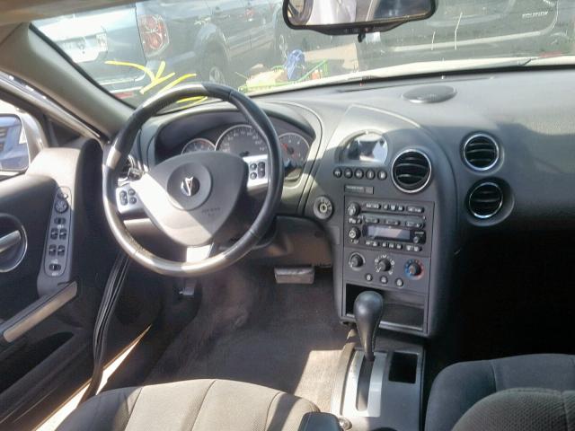 2G2WP552X81187779 - 2008 PONTIAC GRAND PRIX SILVER photo 9